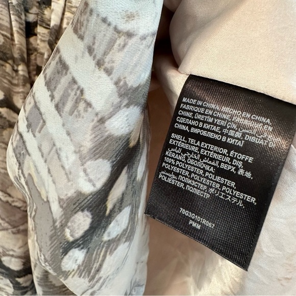 Bebe Women's Green/White Geometric Date Night Size 8 Dress NWT - Picture 8 of 8